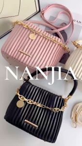 【Shipment From Malaysia】NANJIA Premium sense of bag female new fashion pleated handbag shoulder bag niche hundred hitched crossbody bucket bag
