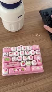 Bandai | NEW26Grid Keycap Clicker Anti Stress Fidget Keyboard Keychain Decompression Button Cartoon Hand Relax Party Favor Gift 26구 키캡 키링