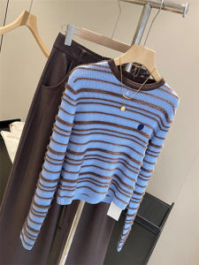 เสื้อสเวตเตอร์ถักคอตตอนผสมขนสัตว์ทรงเข้ารูปสไตล์ฝรั่งเศสสำหรับผู้หญิงในฤดูใบไม้ร่วงและฤดูหนาว เสื้อชั้นในลายทางสีขาวและสีดำ แขนยาว เสื้อถักแบบสวมหัว