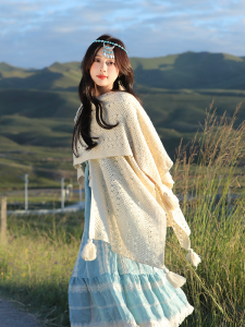 Mori look Solid All-Match Knitted Shawl Outdoor Women Xinjiang Tibet Grassland Travel Photo Cape Cape coat Tide