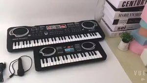 【1-3 Days Delivery】61/37 Keys Piano Keyboard Learning Lighted up Music Keyboard Piano Electronic Piano Kit Toy with Microphone
