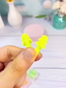 Nút Bịt Tai Hình Cây Thông Noel Nhiều Màu Sắc Dùng Cho Việc Học Bơi Và Ngủ - Gói 1 Chiếc Kẹp Tai Bảo Vệ Cá Nhân