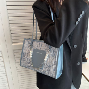 กระเป๋าสะพายไหล่โซ่ไข่มุกความจุขนาดใหญ่สำหรับผู้หญิง กระเป๋าใต้วงแขนดีไซน์เฉพาะตัว กระเป๋าสะพายไหล่แบบลำลอง กระเป๋าสะพายไหล่ PU ซิป