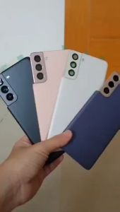 Nắp lưng Samsung Galaxy S21 có kính camera và keo dán - 7Four