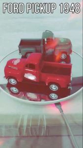 Diecast Mobil Mobilan Miniatur Mainan Mobil Truck Truk Klasik Bahan Besi Metal Sound & Light