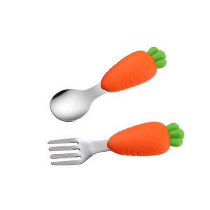 Carrot stainless steel spoon fork large capacity insulated silicone tableware set with smooth edges and safe material