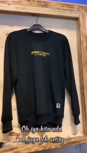 Crewneck Pria Warna Hitam Motif Simpel Sablon Timbul Gold Crowneck Distro Jepang Hijau Army Motif Simpel Quality Sweater Crew Neck Oversize Jumbo Cowok Japanese Korea Style Distro Brand Lokal Bandung Murah Berkualitas