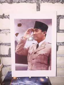 photo wall decor gambar soekarno