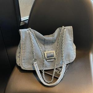 Spring Commuter Denim Shoulder Bag Womens Large Capacity Chain Underarm Tote Bag Fashionable New 2025 Crossbody Bag Korean Style