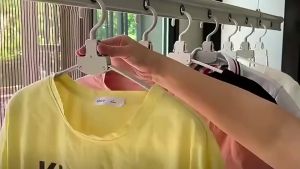 1pcs Travel folding multifunctional storage hanger