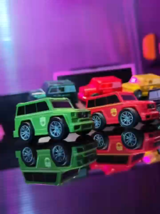 Magic Glow Inertia Car – Auto-Sliding Toy with Flashing Lights STEM Learning Gift for Kids 3-8