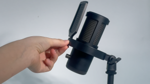 RAYHAYES USB Microphone RGB Atmosphere Lamp Gaming Microphone for PC and Gaming Live Streaming