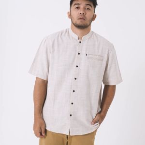 M Gee Baju Koko Lengan Pendek & Kemeja Pria Mgee Alfero C099 Light Khaki