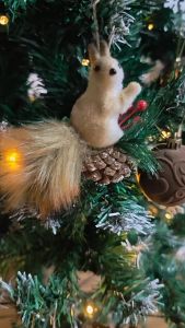 2025 new Artificial Squirrel Hanging Decorations for Christmas Trees