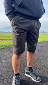 Celana Pendek Pria Stretch Quickdry: Tips Memilih & Memakai
