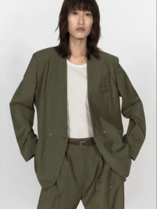 edition | Wool Fine-spun Collarless Suit