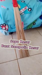 Sapu Kasur Buat Nampolin Kasur Biar Bersih