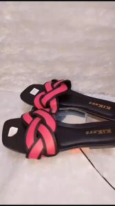 Sandal Wanita Terbaru 2025: Nyaman, Elegan & Murah