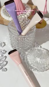 MAGEFY Professional Foundation Brush Ultra-Thin Flat Brush High-Quality Girly Color Makeup Brush