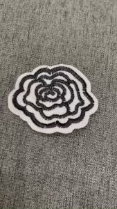 Miếng Sticker Thêu Ủi hình logo thương hiệu  cao cấp hình hoa