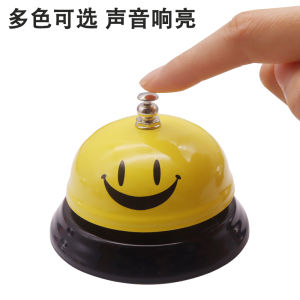 เครื่องสั่นสีเหลืองรูปใบหน้ายิ้มสำหรับเรียกข้าวสั่นสั้นสำหรับฝึกฝนสัตว์เลี้ยงและเครื่องประดับสัตว์เลี้ยง