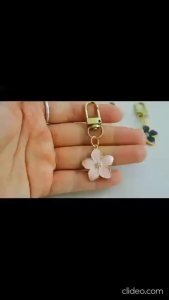 YAHOO Simple Metal Flower Keychain Solid Color Cherry Blossoms Keyring Women Girls Phone Case