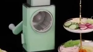 เครื่องสไลด์ 3in1 เครื่องสไลด์ผัก 3ใบมีด เครื่องสไลด์ผักผลไม้ อุปกรณ์สไลผัก มือหมุน สไลด์ผักผลไม้ ที่หั่นผัก อุปกรณ์หั่นผัก ที่สไลด์ผัก