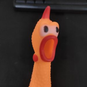 Mainan Ayam Karet Bunyi Shrilling Chicken Squeaky Chicken Dog Toy