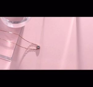 Kalung Titanium Wanita Anti Karat Selamanya / Kalung Wanita Liontin Permata Mata Kucing Aksesoris Perhiasan