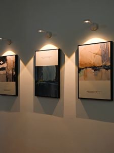 PDM Rechargeable Motion Sensor LED Wall Light Accent Light Adjustable Angle Cats Eye Neon Sunset Tricolor Light 2200mAH