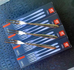 Hộp 10 chiếc dĩa xiên hoa quả chất liệu inox 304 nĩa ăn đồ tráng miệng cao cấp sang trọng