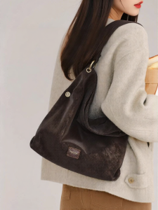 TOUTOU | Large Capacity Commuter Versatile Elegant Soft Leather Handbag