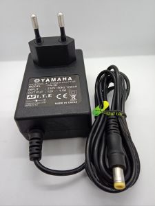 Adaptor Charger Keyboard Yamaha 12V--1.5A