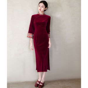 Áo Dài Lụa Velvet Thêu Phong Cách Trung Quốc Màu Đỏ