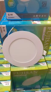 Pujisan lampu panel 6 wat masuk dalem pelapon
