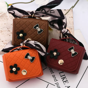 Fashion Mini Leather Hangbag Bag Keychain Ribbon Exquisite Korean Simulation Exquisite Leather Bag Pendant Keyring Jewelry Gift