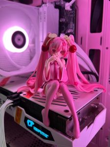 เคส GPU รูปมิ้นต์มาดาม ห้องมุมวิวทะเล ชิ้นส่วนตกแต่งภายในรถ ของเล่นตัวแสดงระดับไฮเอนด์ โมเดลไลฟ์ไซส์