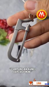 Gantungan Kunci Gergaji Tangan Mini Key Chains