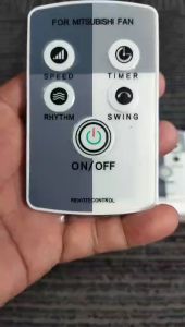 Điều khiển Mitsu cho quạt treo tường và quạt cây- sản phẩm đã có pin