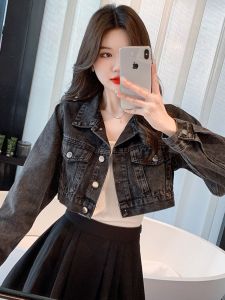 แจ็ปคอนิยมเก๋ไก๋ต์ Denim Jacket ทรงเข้าข้วย่าปานักร้อนสำหรับฤดูใบไม้ผลิมาใหม่ดูดีมุงเดย์ต์ สวมคลุมลำไม้น่อยสั้ญขนาดเล็ก ปกกระดุม กางเกงในฤดัป กระดลำลองแบบมึกระของสุดเทรนด์ ปกคลุมหัวไหล่