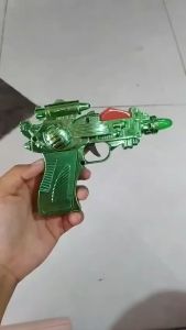 Mainan Pistol Bunyi Ada Lampu Dan Suara Y8286 Kemasan Kantong | Mainan Anak Tembak Tembakan Bisa Bunyi Pakai Baterai | Mainan Space Gun Murah Dan Berkualitas Cocok Untuk Anak Cowok Pakai Baterai Games Gun Toy For Boys