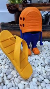 Marco  รองเท้าแตะกันลื่น รองเท้ายางeva รองเท้าแตะแบบหูหนีบผู้ชายสีดำ เบาสบาย พื้นนิ่ม รับน้ำหนักได MH9006M ส่งจากไทย