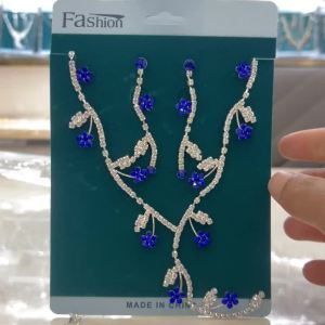 Bộ Trang Sức Mặt Dây Chuyền Và Bông Tai Hình Giọt Nước Nhiều Màu Sắc Dành Cho Phù Dâu Và Khách Mời Đám Cưới Chất Liệu Hợp Kim Đồng Thời Trang