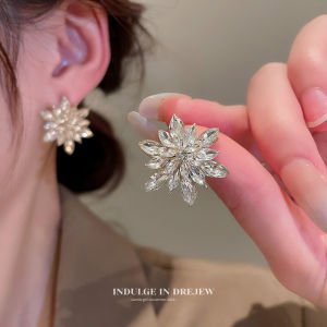 DREJEW | Trendy Luxurious Summer Earrings