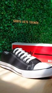 Yasa Footwear - Sepatu Kodachi 902 37-43 / Sepatu Sekolah / Sepatu Pria / Sepatu Wanita / Sepatu Sneakers Wanita / Sepatu Sneakers Pria / Sepatu Kodachi Keren