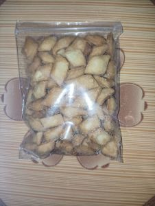 kue biji ketapang