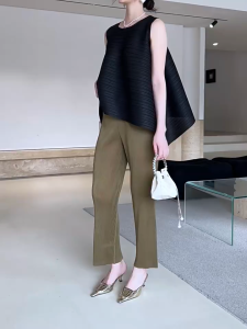 Miyake pleated sleeveless top summer irregular loose fashion casual slimming T-shirt