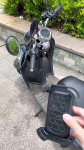 Phụ kiện giá đỡ điện thoại đa năng cho xe máy - N201