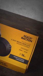 KOCH&BACKEN Nitriding Pre-seasoned Cast Iron Skillet Luxury Wooden Handle 18cm - Wajan Panci Gagang Kayu Anti Lengket Besi Cor Murni