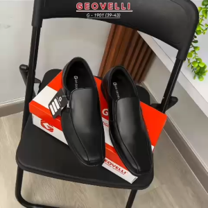 Gvl Geovelli Sepatu Pantofel Formal Kerja  Pria G-1901 Slip On Bahan Kulit Sintetis Premium Warna Hitam Size 39-43